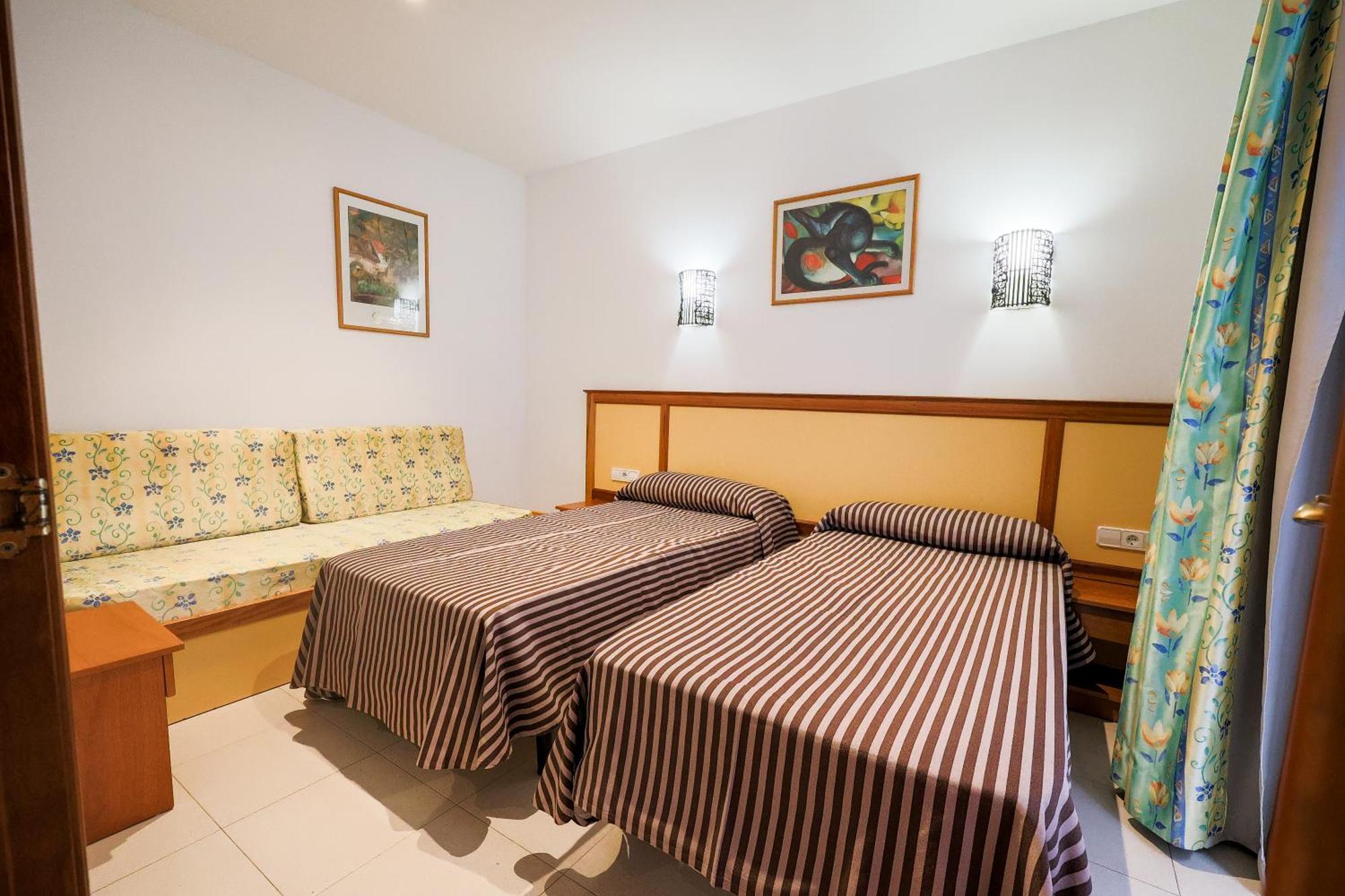 Apartamentos Royal Lloret de Mar Exterior foto
