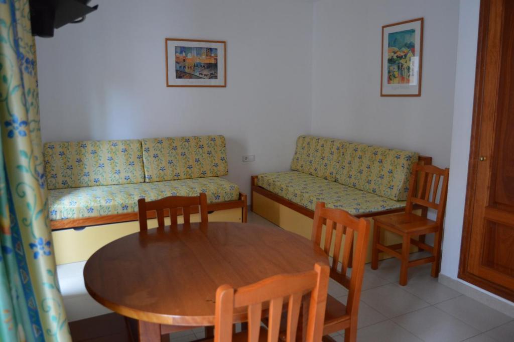Apartamentos Royal Lloret de Mar Habitación foto
