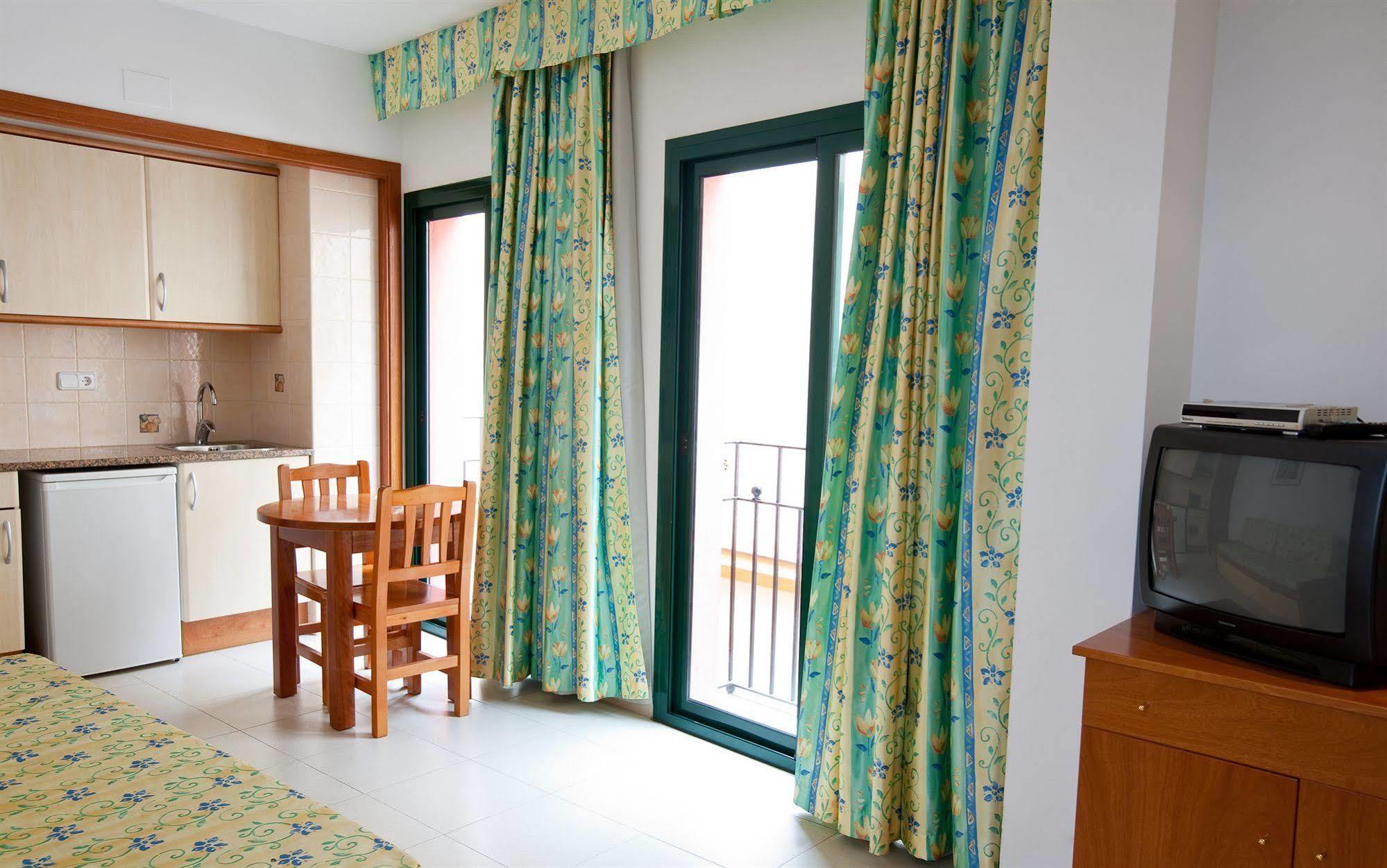Apartamentos Royal Lloret de Mar Exterior foto